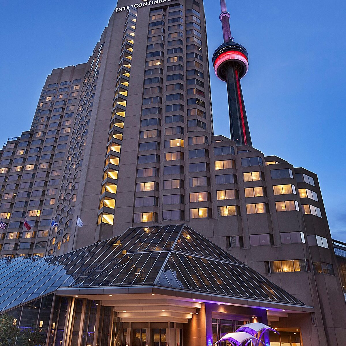 intercontinental-toronto-4084375988-2x1